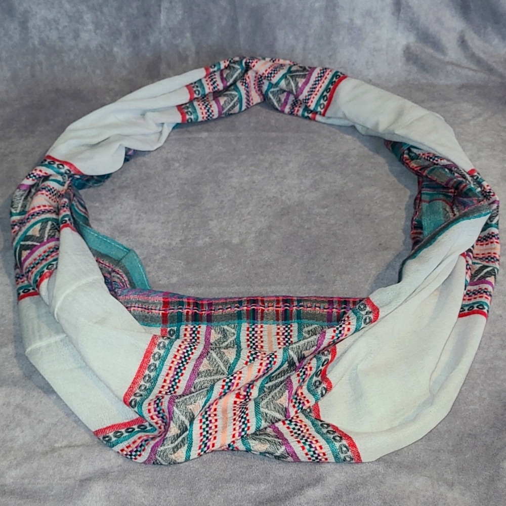 Boho Zig-zag Patern Infiniti Scarf